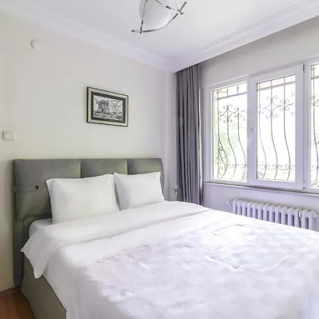 Chic And Modern Flat 5 Min To Nisantasi And Citys イスタンブール